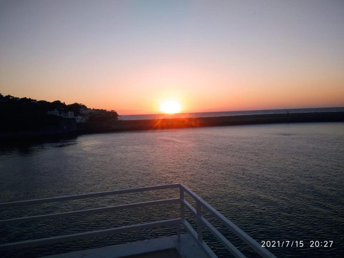Clipper Couette-café Ischia